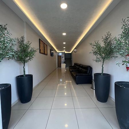 Ixoras Hotel Victoire Kinshasa Kültér fotó