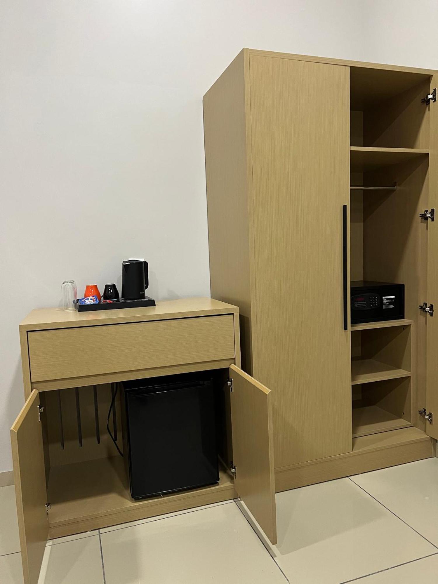 Ixoras Hotel Victoire Kinshasa Kültér fotó
